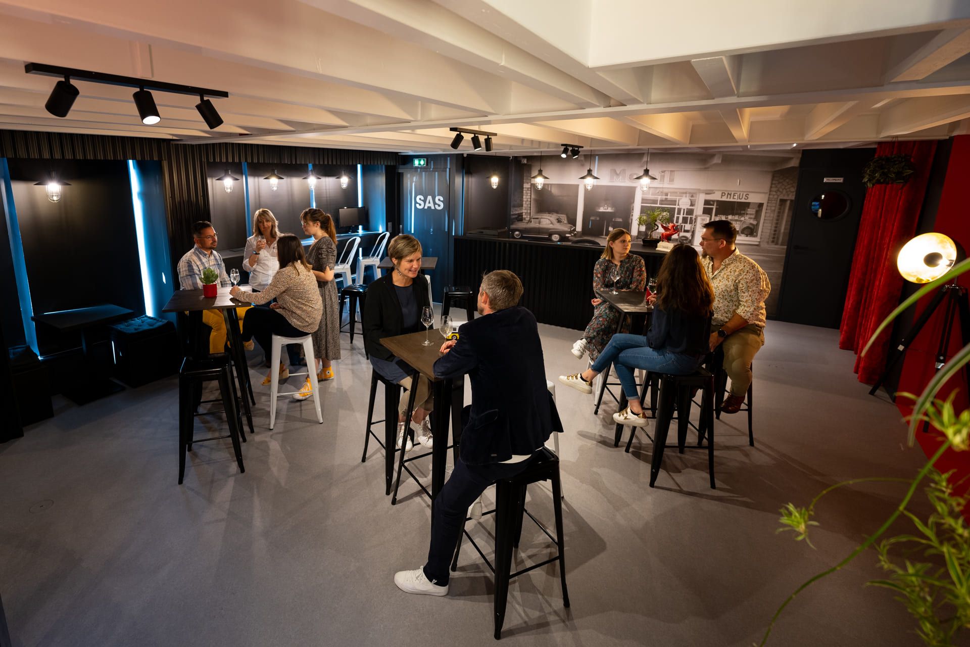 privatisation format cocktail
