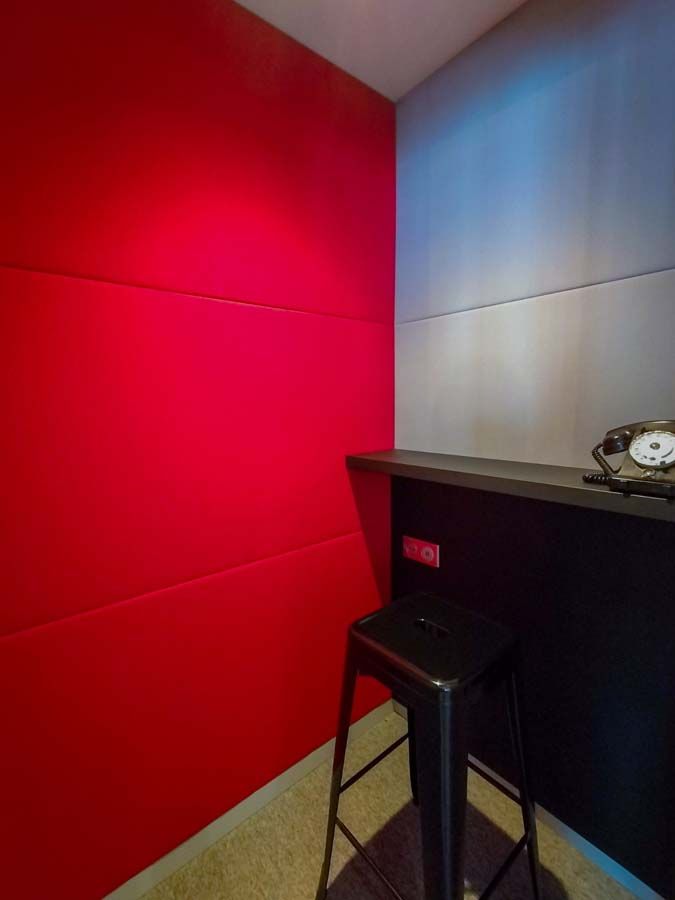 cabine telephonique interieur