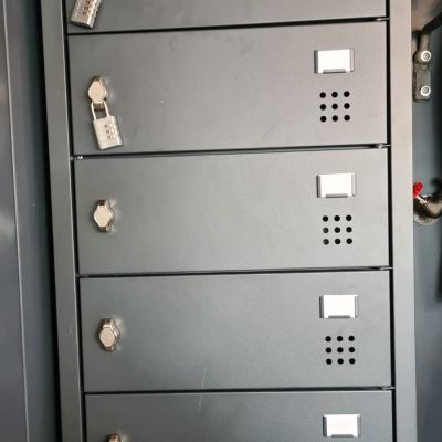 Photo de casier individuel à louer dans station v à Vire Normandie